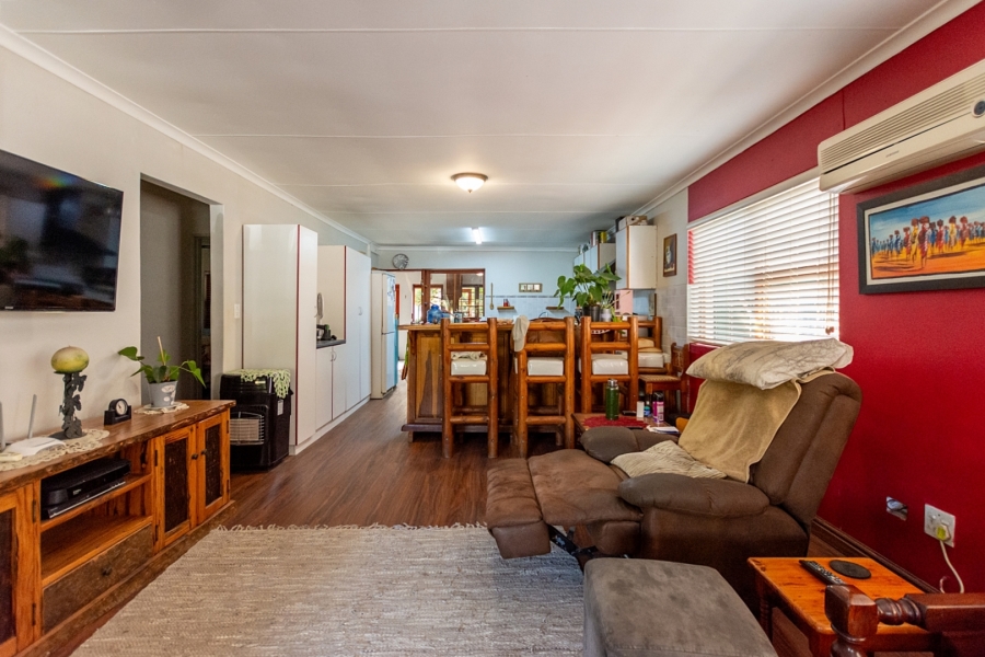 4 Bedroom Property for Sale in Laaiplek Western Cape